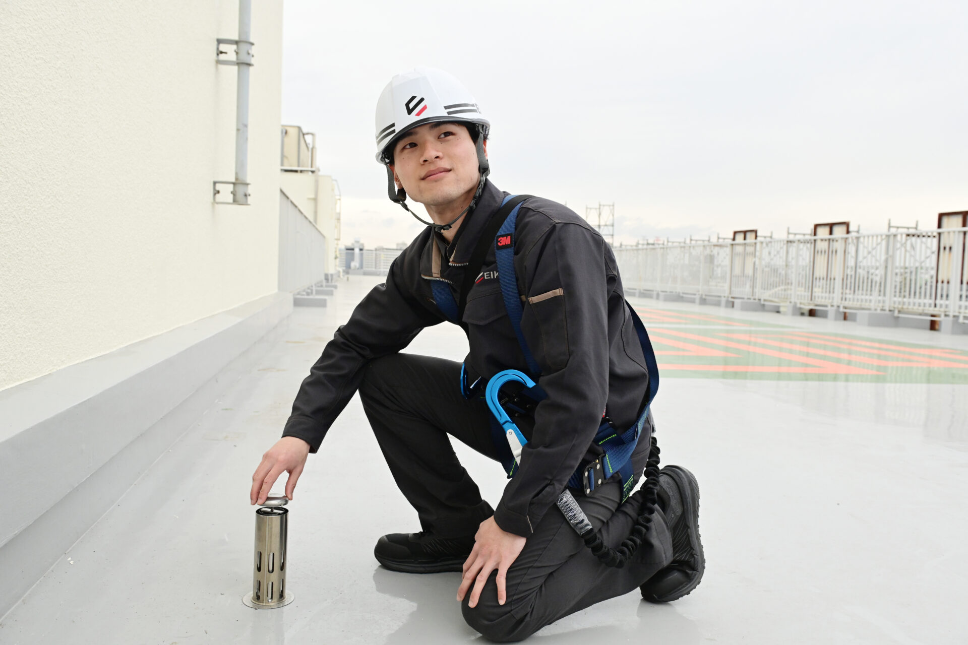 足場という枠を超え、建物全体を創る仕事へ。 新しいフィールドで見つけた確かな成長。