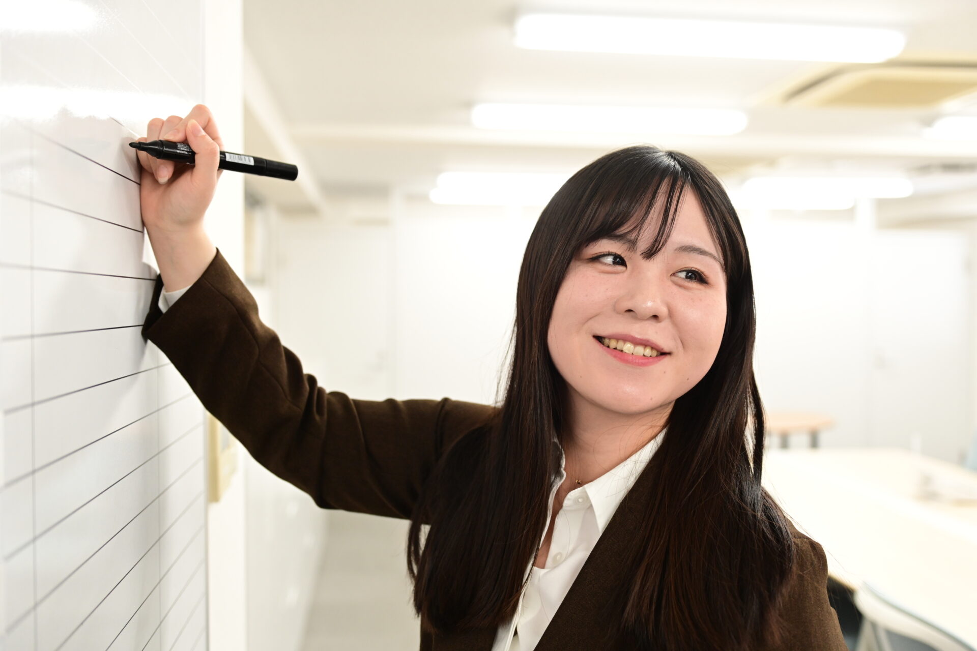 「誰と働くか」を大切にできる場所。現場と繋がり、バックオフィスから会社の成長を支える。